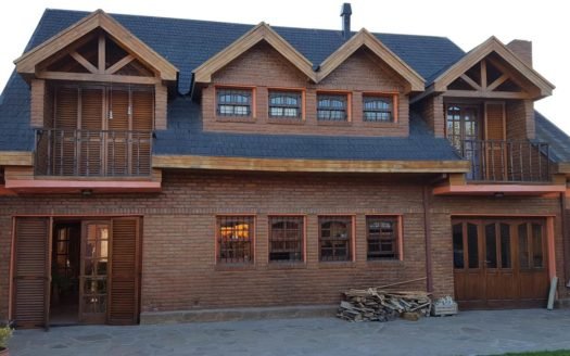 Vivienda de 4 dormitorios en Esquel