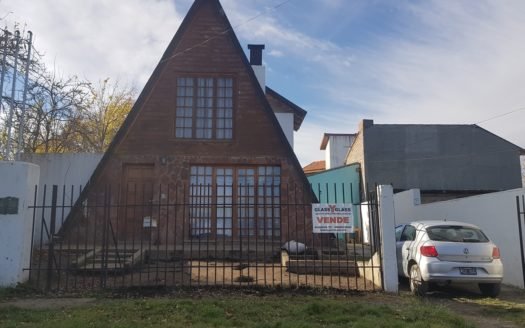 Vivienda más departamentos en Esquel