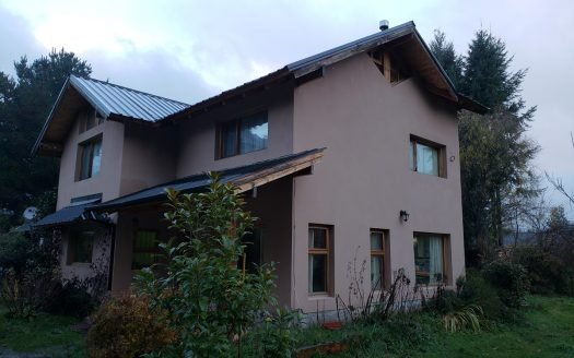 Vivienda 4 dormitorios en Lago Puelo
