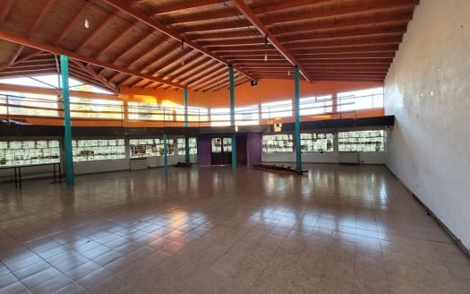 Vende local comercial mas vivienda en Esquel